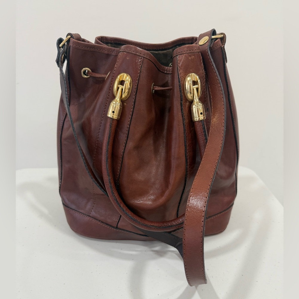 Valentina Brown Leather Drawstring Shoulder Bag with Gold Hardware - Picture 3 of 12